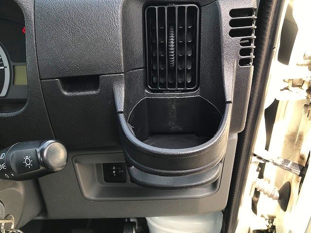 Mitsubishi MINICAB TRUCK 2011-08 22273-25