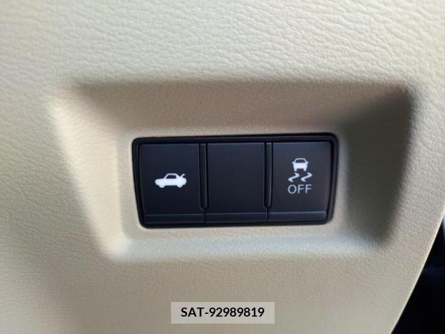 Nissan SKYLINE 2019-09 256365-14