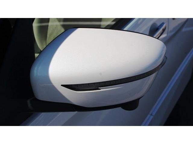 Nissan SERENA 2018-05 10855-7