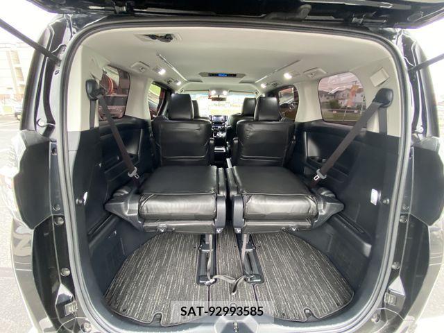 Toyota VELLFIRE 2016-11 331484-17