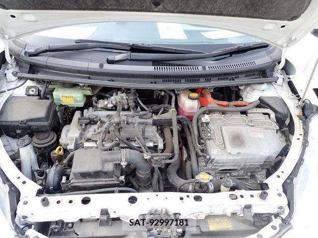 Toyota AQUA 2013-12 219293-13
