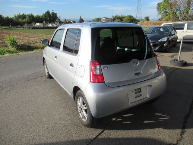 Daihatsu ESSE 2010-10 186872-11