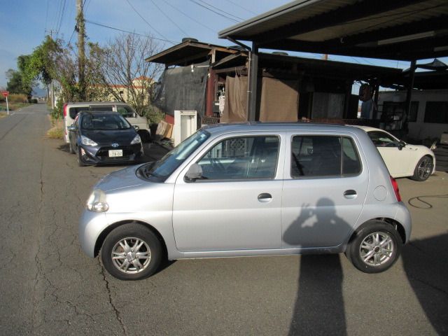 Daihatsu ESSE 2010-10 186872-13