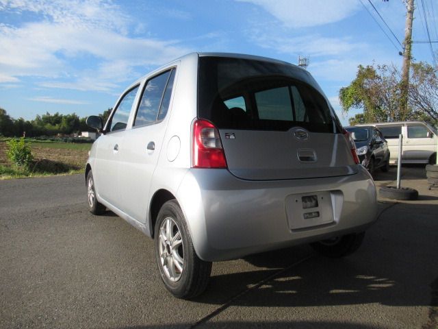 Daihatsu ESSE 2010-10 186872-12