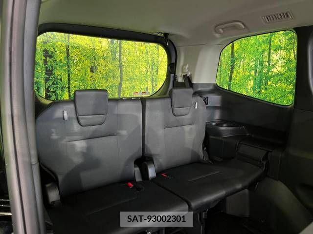 Toyota NOAH 2023-04 227866-10