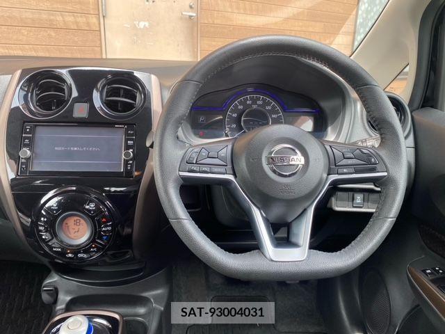 Nissan NOTE 2019-06 280032-1