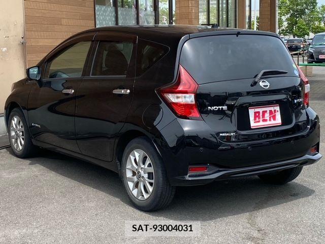 Nissan NOTE 2019-06 280032-8
