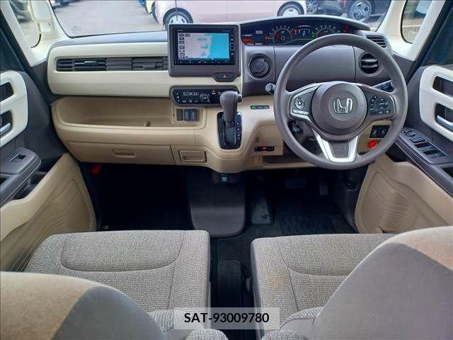 Honda N BOX 2019-09 307062-1