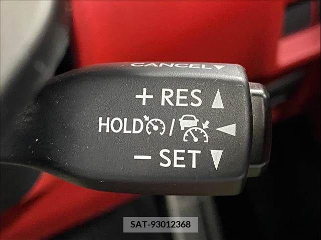 Lexus IS 2021-10 354086-5