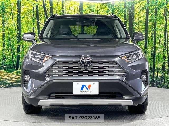 Toyota RAV4 2021-12 384675-14