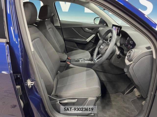 Audi Q2 2021-10 261184-8