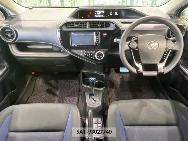 Toyota AQUA 2017-09 291814-1