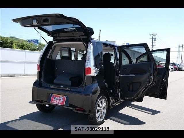 Nissan DAYZ 2014-01 296076-19