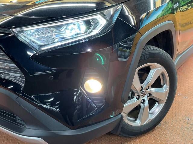 Toyota RAV4 2019-12 190681-14