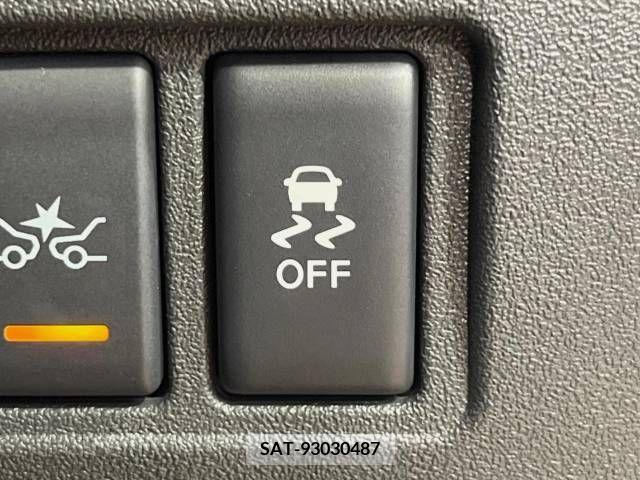 Nissan MARCH 2022-08 308112-6