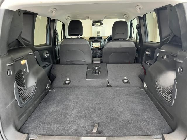 Jeep RENEGADE 2018-06 21851-17