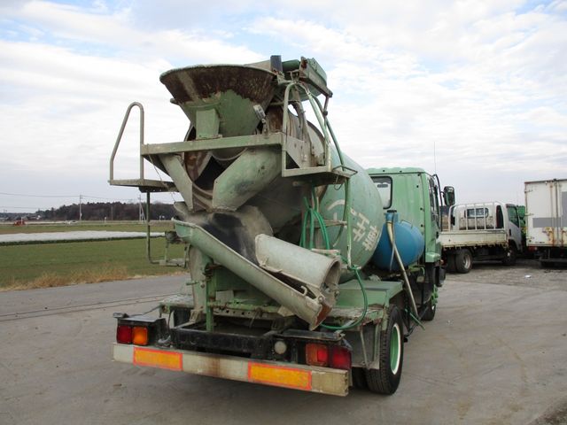 Isuzu FORWARD 2006-09 735-2