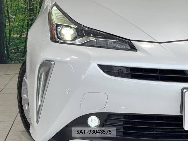 Toyota PRIUS 2022-03 322504-12