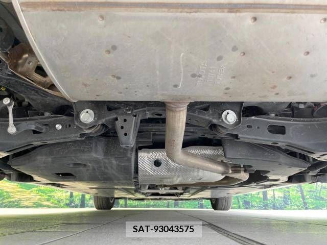 Toyota PRIUS 2022-03 322504-19