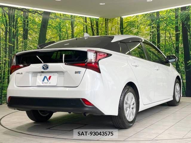 Toyota PRIUS 2022-03 322504-17