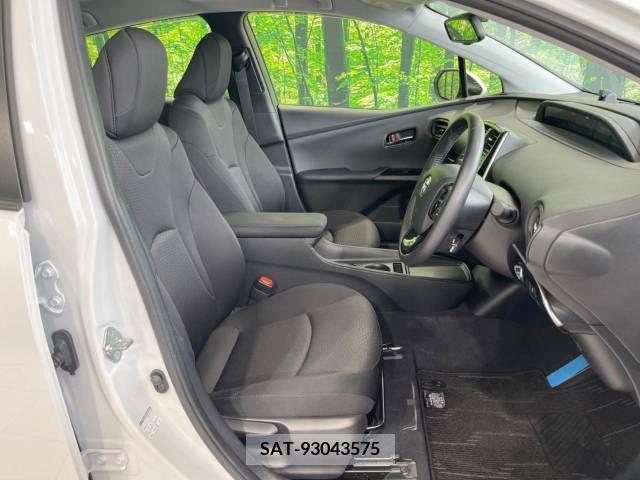 Toyota PRIUS 2022-03 322504-8