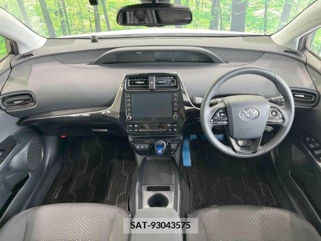 Toyota PRIUS 2022-03 322504-1