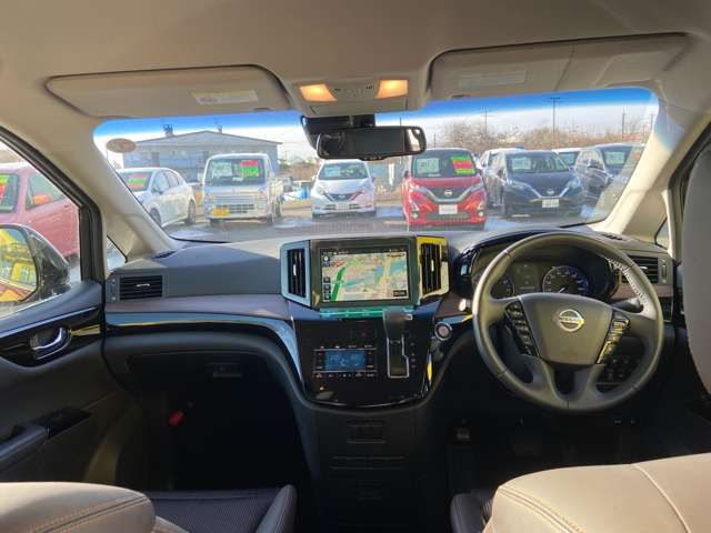 Nissan ELGRAND 2021-03 191380-2