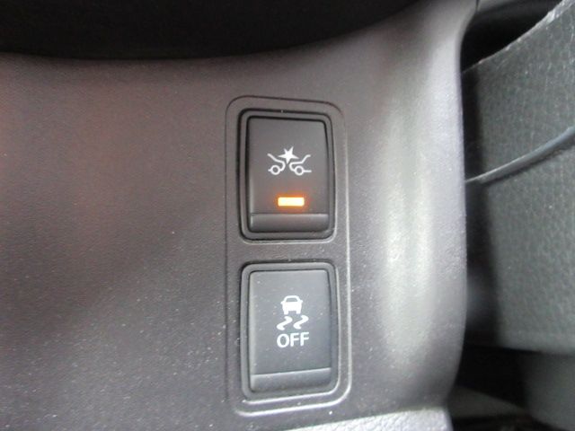 Nissan SERENA 2017-01 188527-22