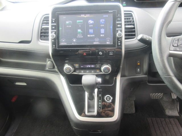 Nissan SERENA 2017-01 188527-12