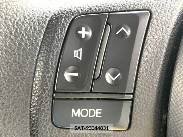 Toyota SPADE 2015-09 394260-7
