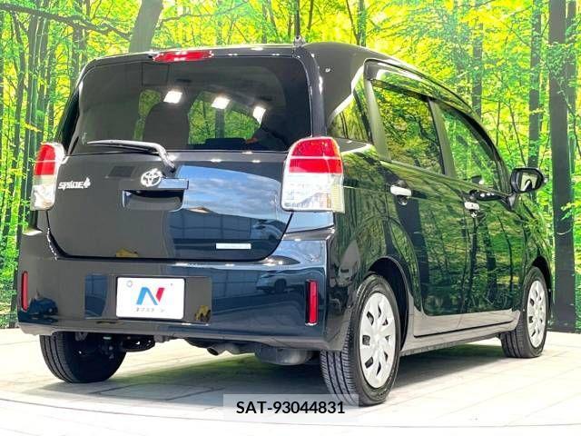 Toyota SPADE 2015-09 394260-17
