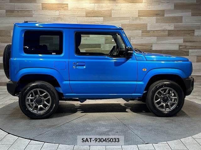 Suzuki JIMNY 2022-12 221924-17