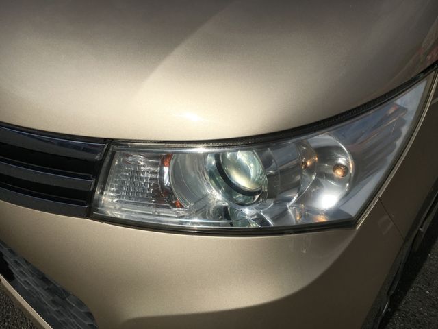 Nissan ROOX 2010-11 8994-15