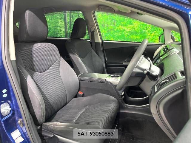 Toyota PRIUS ALPHA 2015-01 347656-8