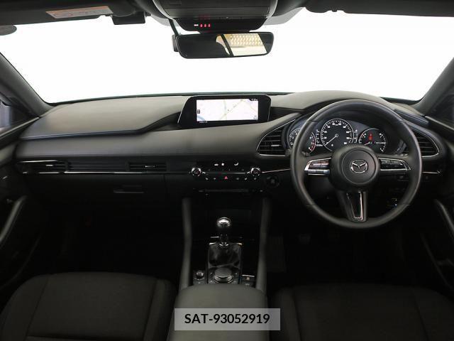 Mazda MAZDA3 2020-05 213811-12