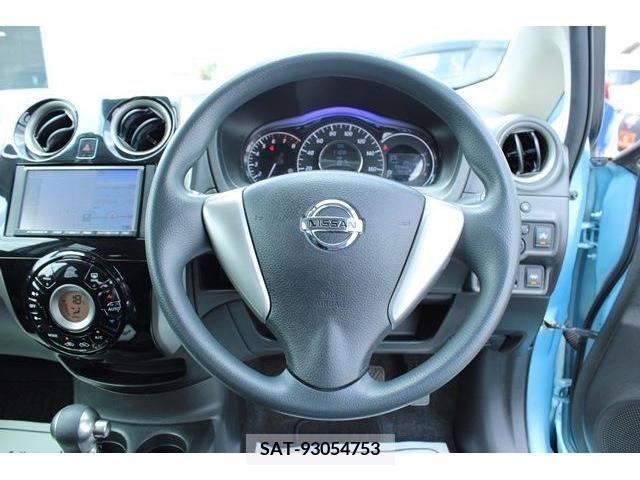 Nissan NOTE 2016-10 365484-13