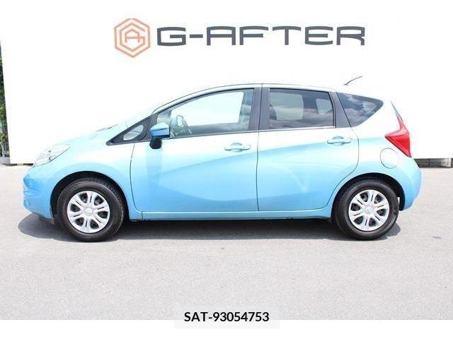 Nissan NOTE 2016-10 365484-7