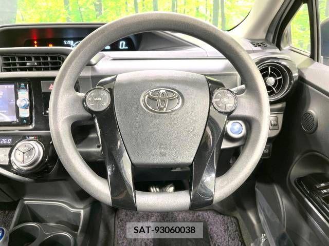 Toyota AQUA 2016-09 260618-8