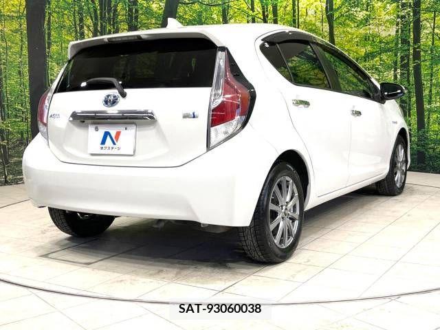 Toyota AQUA 2016-09 260618-14