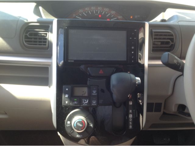 Daihatsu TANTO 2017-03 20708-6
