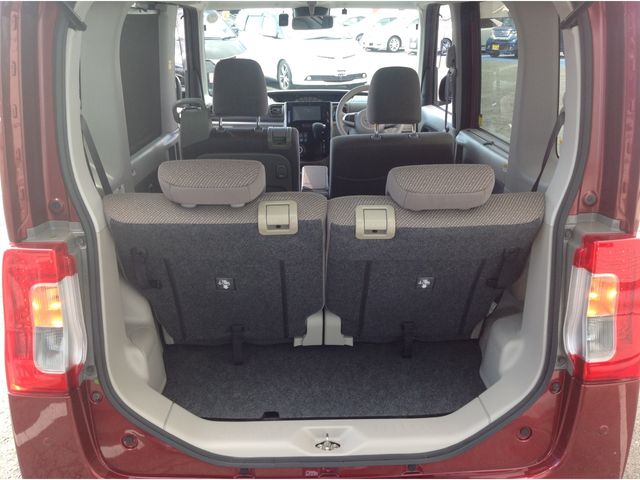Daihatsu TANTO 2017-03 20708-12