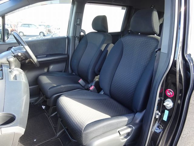 Honda FREED SPIKE 2013-03 186803-17