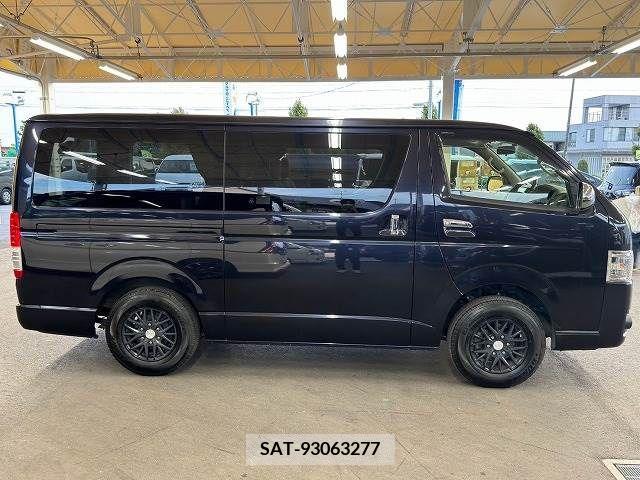 Toyota HIACE VAN 2015-05 383633-14