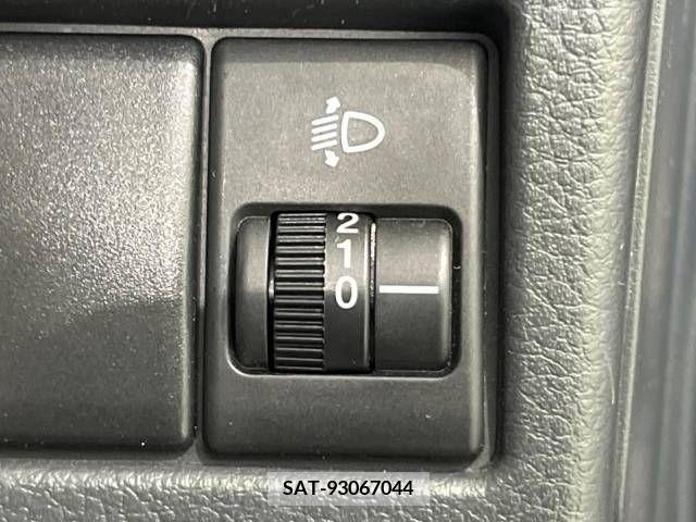 Suzuki WAGON R 2014-03 221859-8