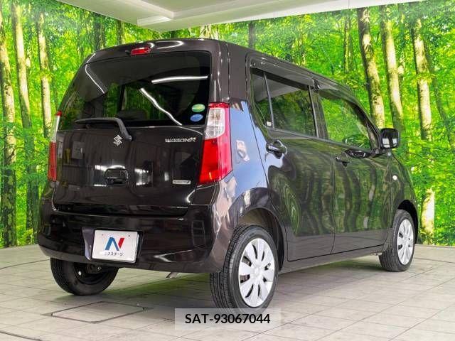 Suzuki WAGON R 2014-03 221859-17