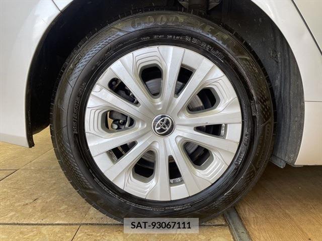Toyota PRIUS 2019-03 281719-13