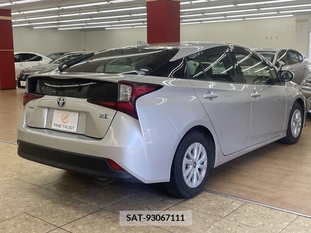 Toyota PRIUS 2019-03 281719-4