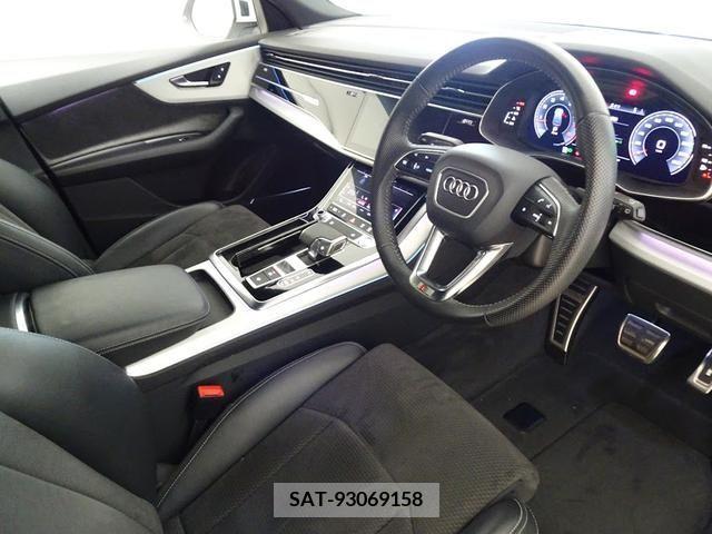 Audi Q8 2019-10 317861-7