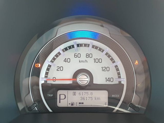 Suzuki HUSTLER 2015-06 4802-8