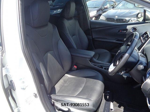 Toyota PRIUS 2017-02 346114-3